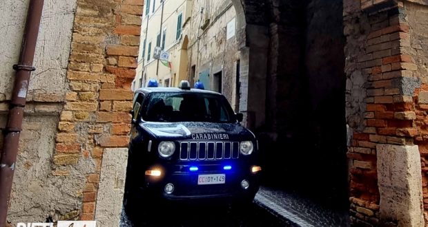 I Carabinieri Lo Trovano Con La Droga In Auto Individuato Anche Lo