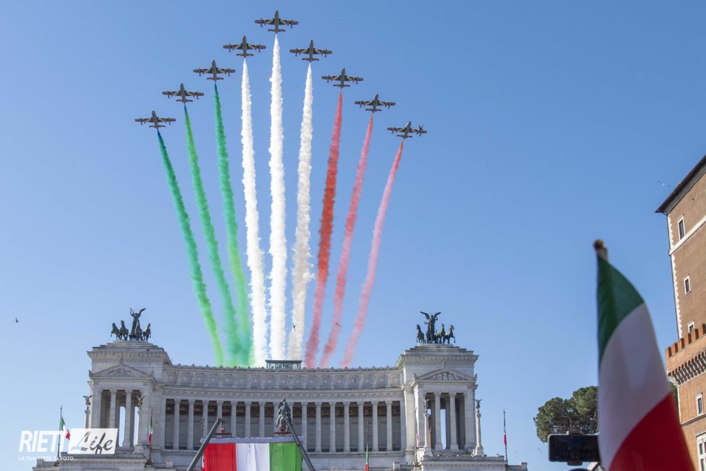 FUORI LE MURA Il 2 giugno a Roma Frecce Tricolori ma niente parata