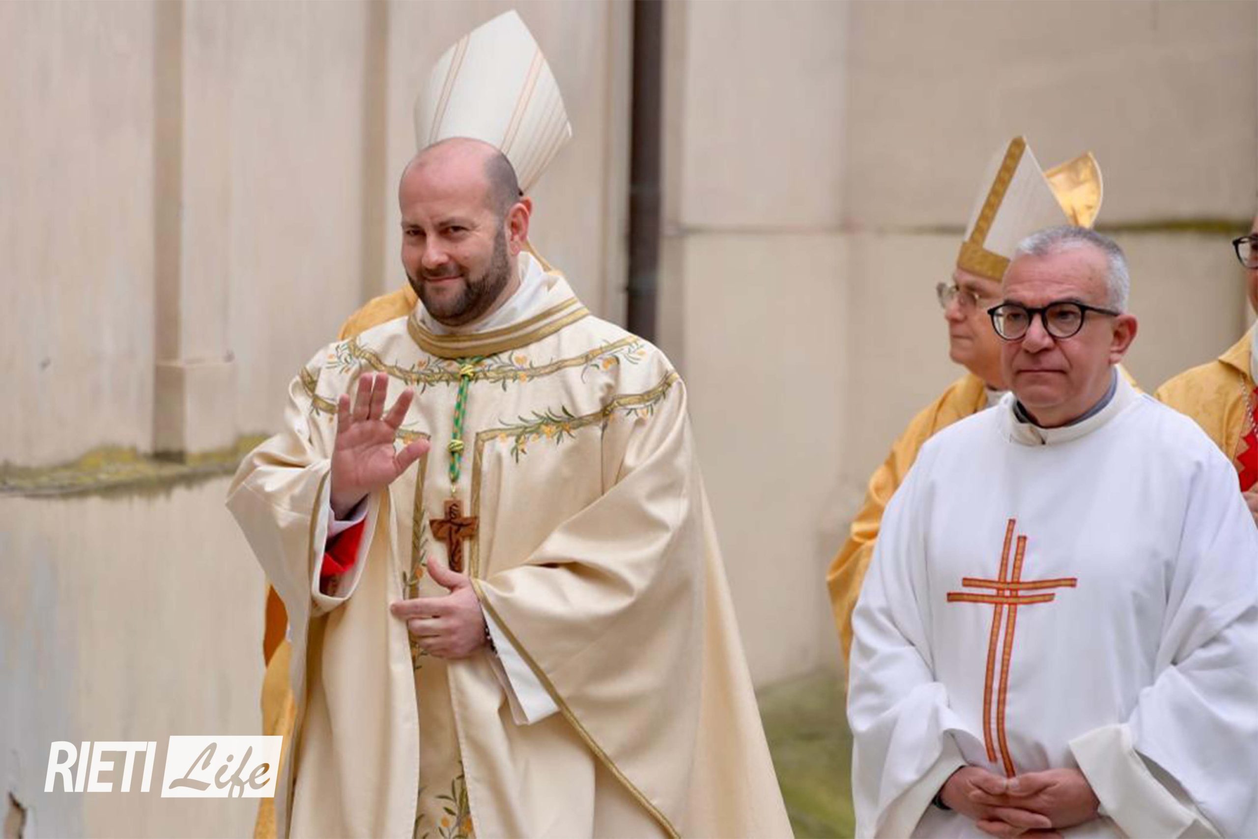 Il primo discorso del vescovo di Rieti Vito Piccinonna: Ringrazio Dio per  la presenza dei poveri nella mia vita - Cronaca - Una finestra sempre  aperta su Bitonto - DaBitonto