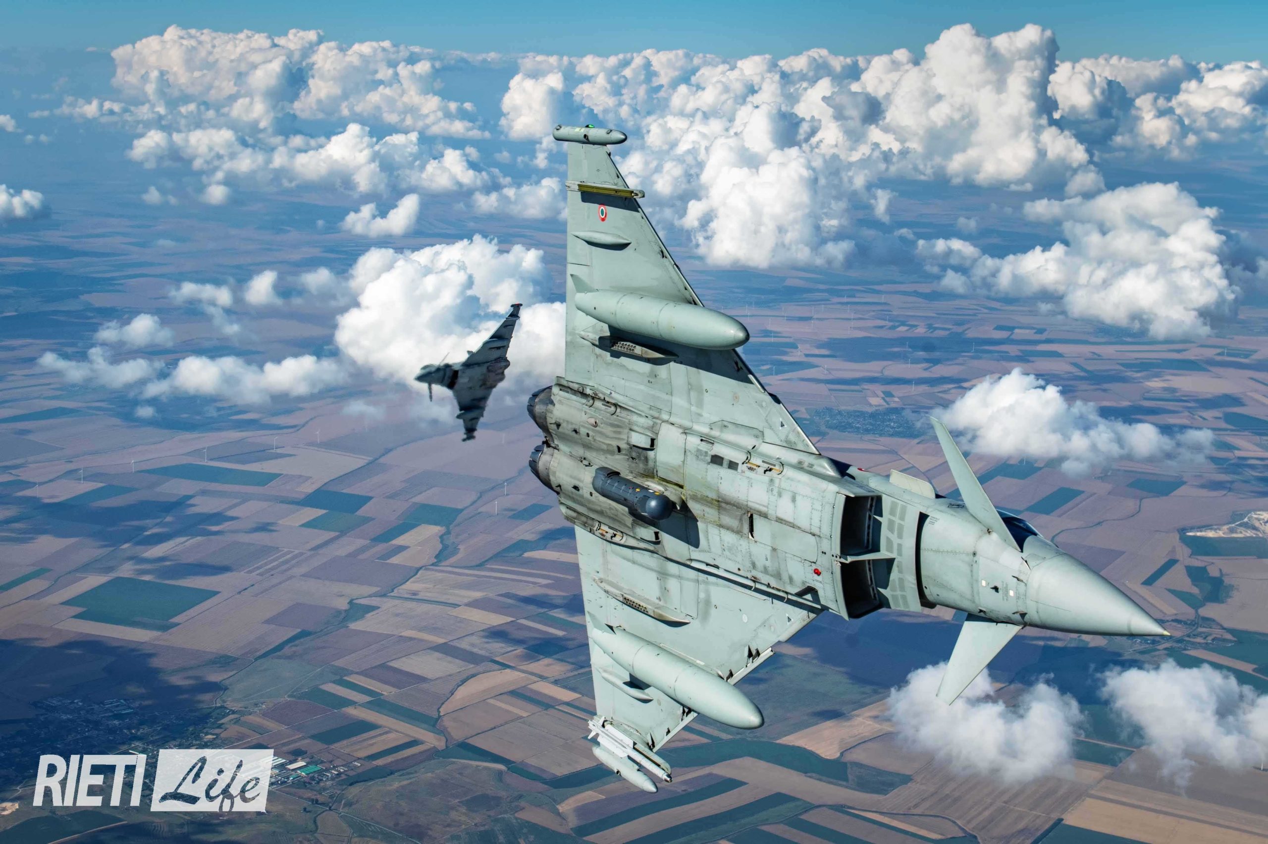 Aeronautica Militare - Difesa aerea, in volo con gli Eurofighter