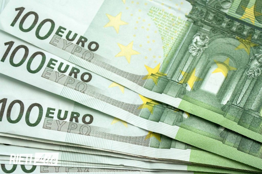 Stampavano banconote da 100 euro false a Rieti e le distribuivano in tutta  Europa: maxi operazione, 12 pakistani arrestati - Rieti Life